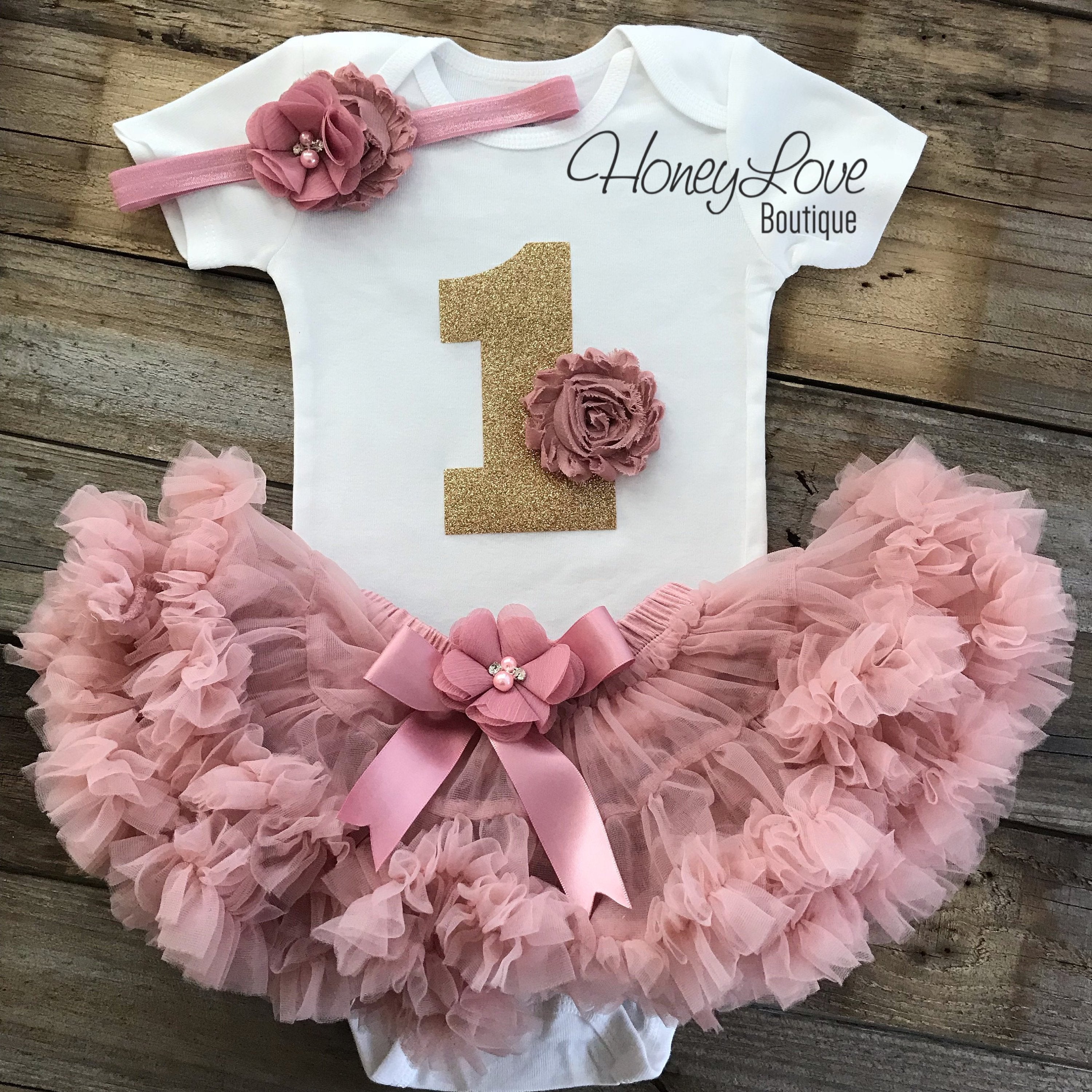 1st Birthday Outfit - Vintage Pink and Gold glitter - HoneyLoveBoutique 1st Birthday Outfit - Vintage Pink and Gold glitter - HoneyLoveBoutique