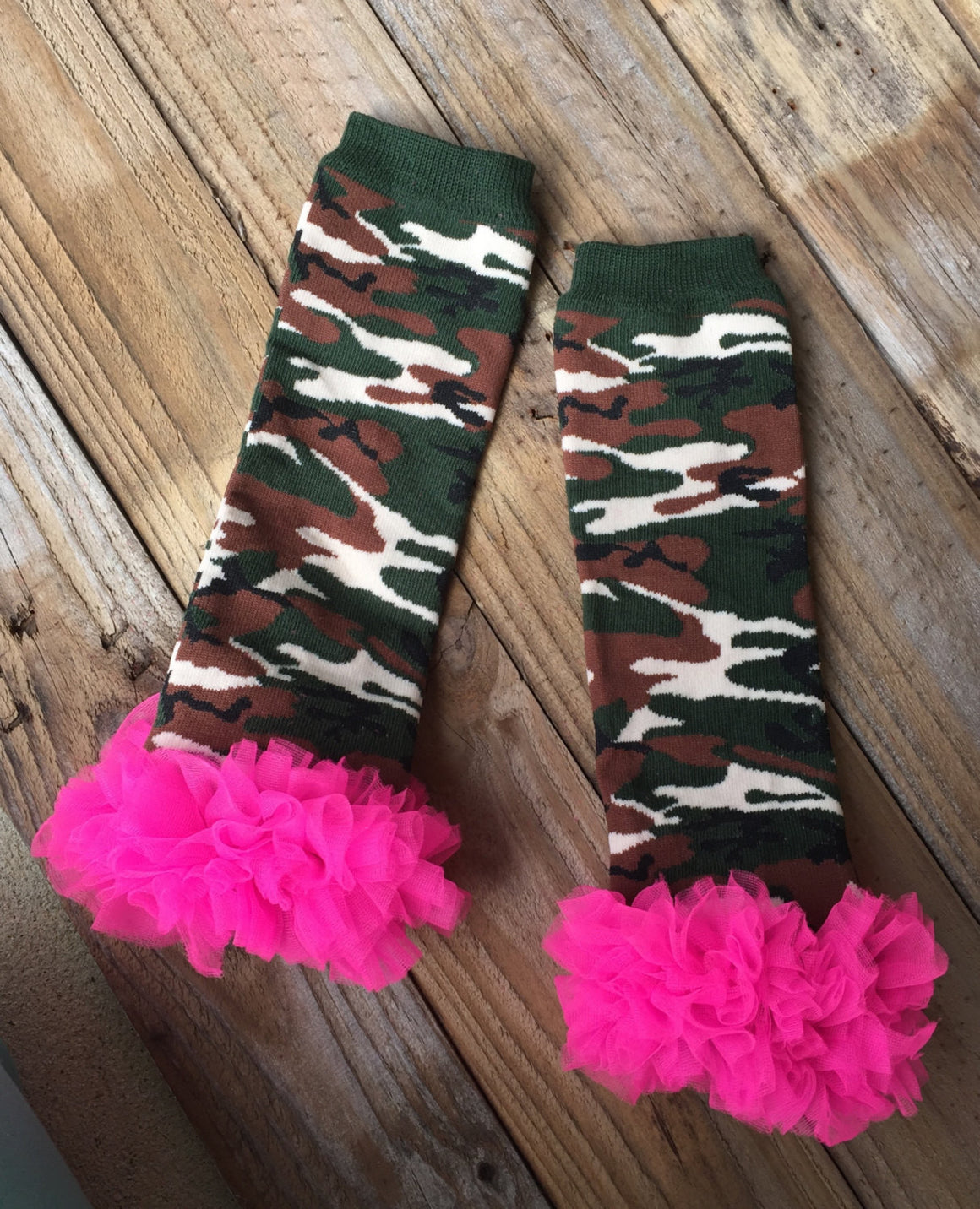 Leg Warmers - Camo with Hot Pink Ruffles - HoneyLoveBoutique