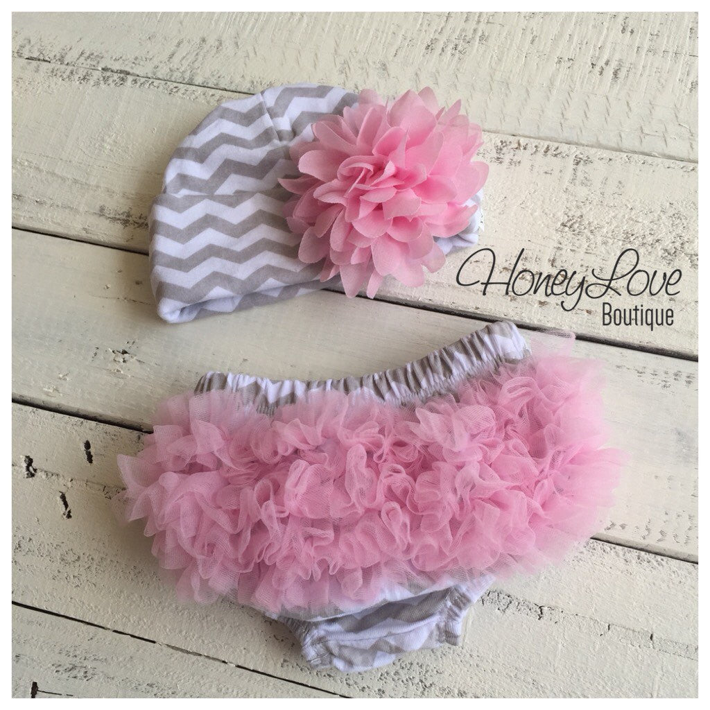 Newborn Take Home Outfit - Grey Chevron Bloomers and Newborn Hospital Hat - HoneyLoveBoutique